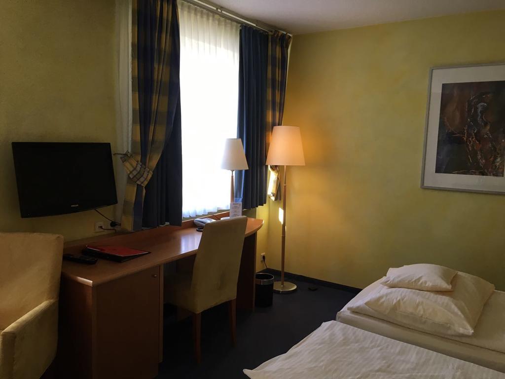 Businesshotel Heilbronn- Biberach Esterno foto